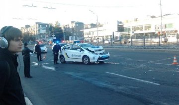 У Харкові машина патрульних потрапила в аварію (фото)