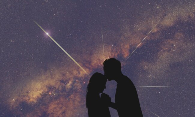 Эротический гороскоп на 2 сентября для всех знаков Зодиака: кто получит миллион комплиментов