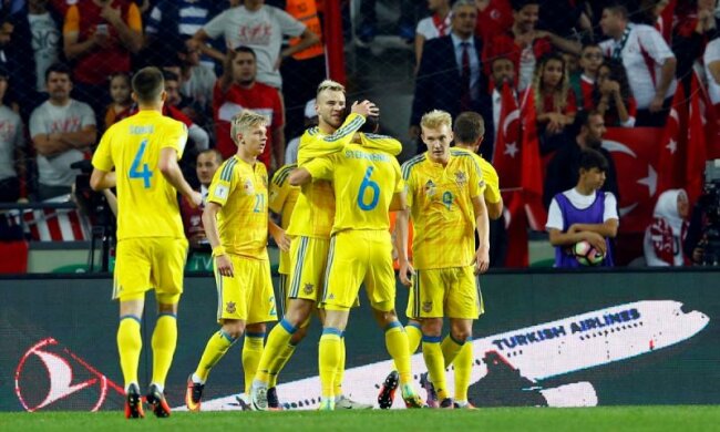 Стало известно, кто из украинцов выйдет в стартовом составе на матч против Мальты
