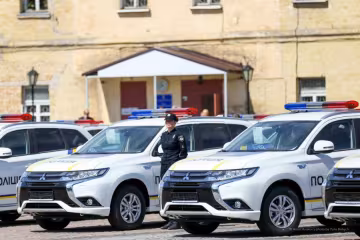 Украинские копы получили 635 новеньких Mitsubishi: фото