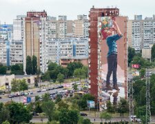 Киян розстрілюють посеред вулиці, "снайпера" засікли на висоті: орудувала дитина