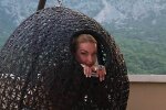 Волочкову на відпочинку покусала величезна черепаха: "Серйозна травма"