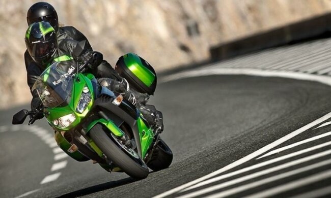 Мотоциклы Kawasaki обретут интеллект