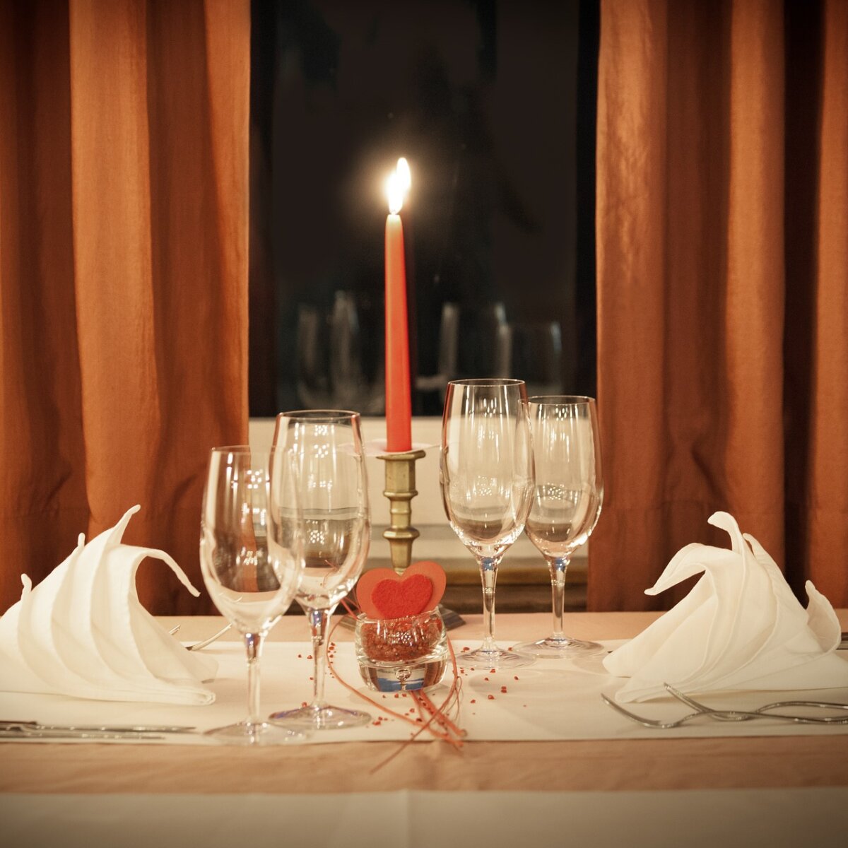 Как устроить незабываемый романтический вечер: идеи и рецепты блюд
