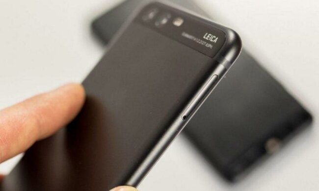 Ви у небезпеці: ФБР і ЦРУ попередили власників Huawei