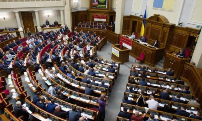 "Батьківщина" шантажує губернатора бюджетом та власними корупційними проектами в ньому? – експерт