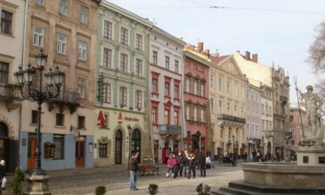 Львовские чиновники будут зарабатывать на въезде в город