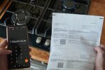 Газовая плита, деньги и коммунальные платежки
