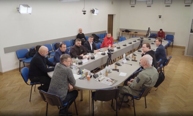 Серия мероприятий «Путь к Победе»: в Киеве во время круглого стола обсудили, что нужно для победы Украины в войне