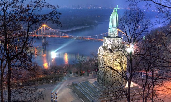 У Києві з'явиться новий пішохідний міст, чекали 100 років: фото