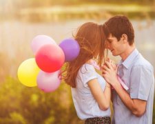 У вир з головою: знаки Зодіаку, яким щастить у коханні