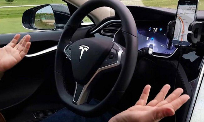 Автопилот Tesla