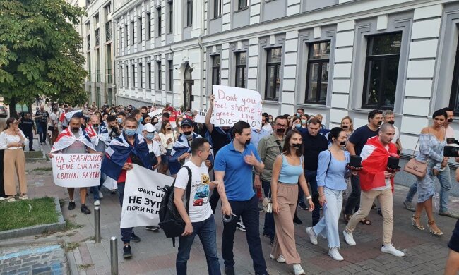 Игорь Смолов: Об украинском диктаторе и враге свободы слова теперь узнает вся Европа