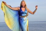 Оля Полякова удивила кадрами очереди на границе в Украине и успела поссориться с дочерью: "Таких маленьких и колючих в Европе нет"