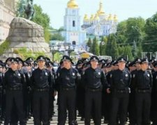 "Національною поліцією командуватиме іноземець" - Порошенко 