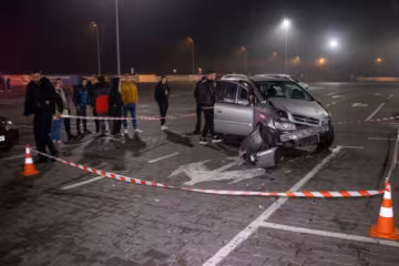 Під Києвом підлітки по-звірячому розправилися з юною красунею: "Знайшли в кущах..."
