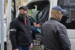 Поранення СБУшника в Києві: підозрюваних впустили на асфальт