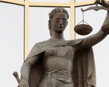 Воры оставили харьковских судей без печатей