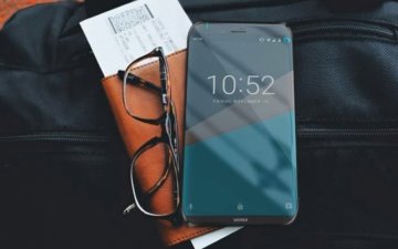 Google Pixel 2 могут получить изогнутые дисплеи