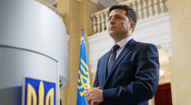 Зеленский экстренно обратился к украинцам из-за выборов: я уступил ему