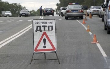 Молодята потрапили в аварію в день весілля