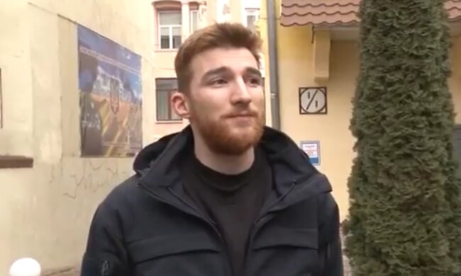 Контрактник Богдан, скріншот із відео