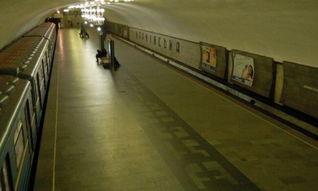 У столичному метро затримали солдата з боєприпасами