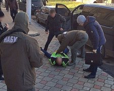 Адвокат и судья погорели на взятке в $3,5 тысяч (фото)