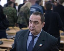 Молодежь уничтожила флаг террористов: видео