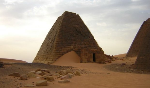 В Судане нашли погребальные пирамиды древнего царства Куш