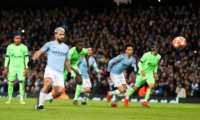 Ман Сіті розгромив Шальке: асист Зінченка та посуха від Коноплянки