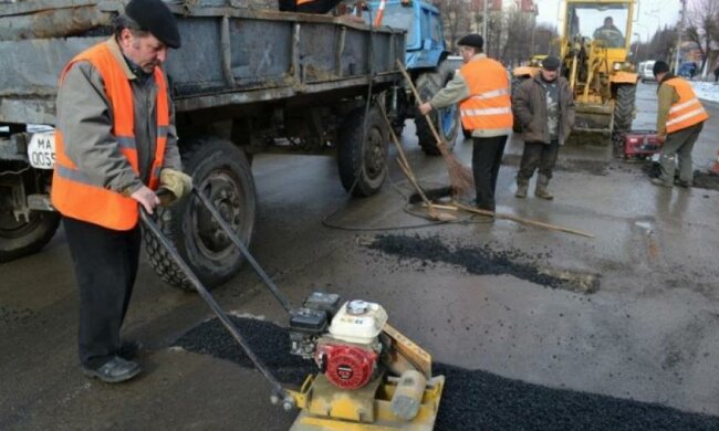 Таможни собрали на строительство дорог четверть миллиарда за сентябрь