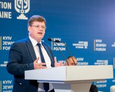 Розенко отримав величезну надбавку: яка зарплата у  віцепрем'єр-міністра