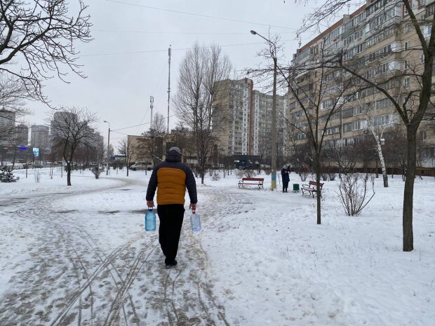Зима, снег. фото: Знай.ua