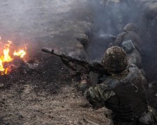 "Ворог прийде до нас додому, а ми нічого не вміємо": історія багатодітного героя, який разом із сином захищає Донбас