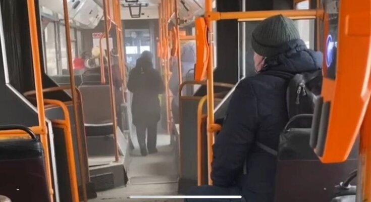 Автобус в Києві, фото: скріншот з відео Київ зараз