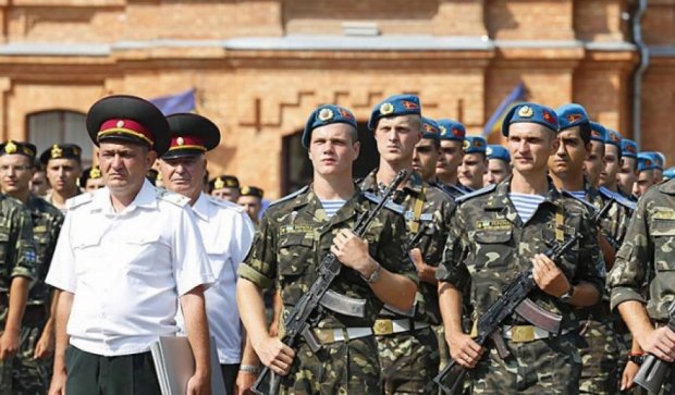 Украинские курсанты приняли присягу (фото)