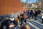 Порошенко подержал свечку во Львове