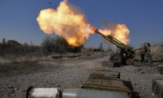 Бойовики за день 40 разів обстріляли позиції сил АТО