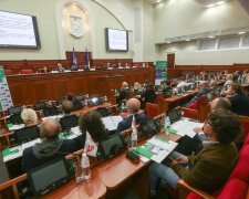 Возз'єднання Київради або "імпічмент" Кличко: "Завтрашня сесія є показовою"