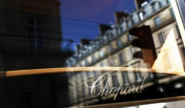 В Париже ограбили ювелирный магазин под носом у президента