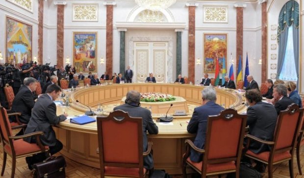 "ДНР" и "ЛНР" включились в минские переговоры