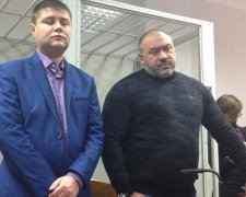 Плевки и пинки: Крысину устроили небывалый коридор позора, видео