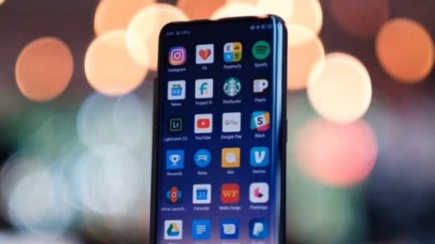 Lenovo Z5 Pro: топовий слайдер з начинкою флагмана