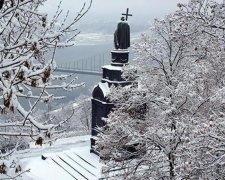 Вночі в Україні морози посиляться до -25°