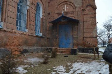 Терористи знищили 8 українських православних церков на Луганщині
