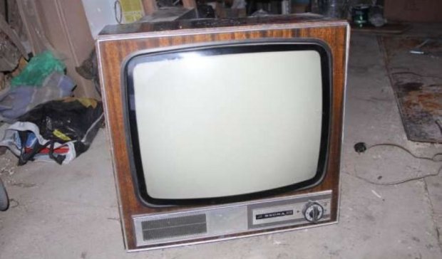 Шахраї продали чорно-білий телевізор за 11 тисяч