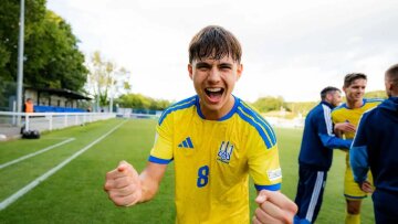 Павло Люсін у формі збірної України U-19