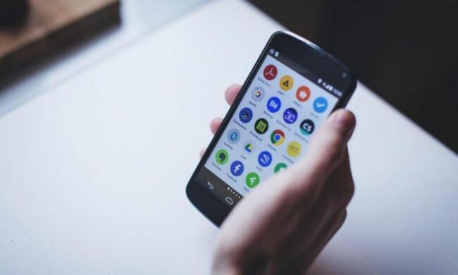 Google пригрозила підірвати ринок смартфонів