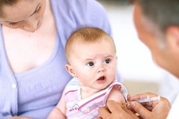Киевляне будут спасаться от гриппа корейской или французской вакциной